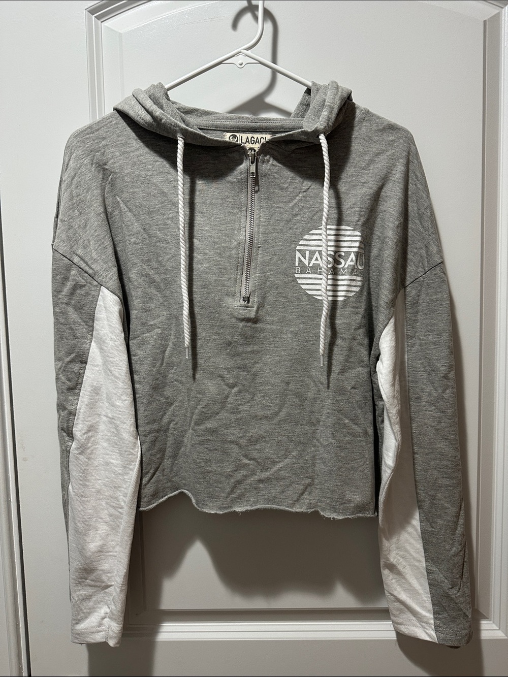 Lagaci Gray and White Cropped Hoodie Pullover